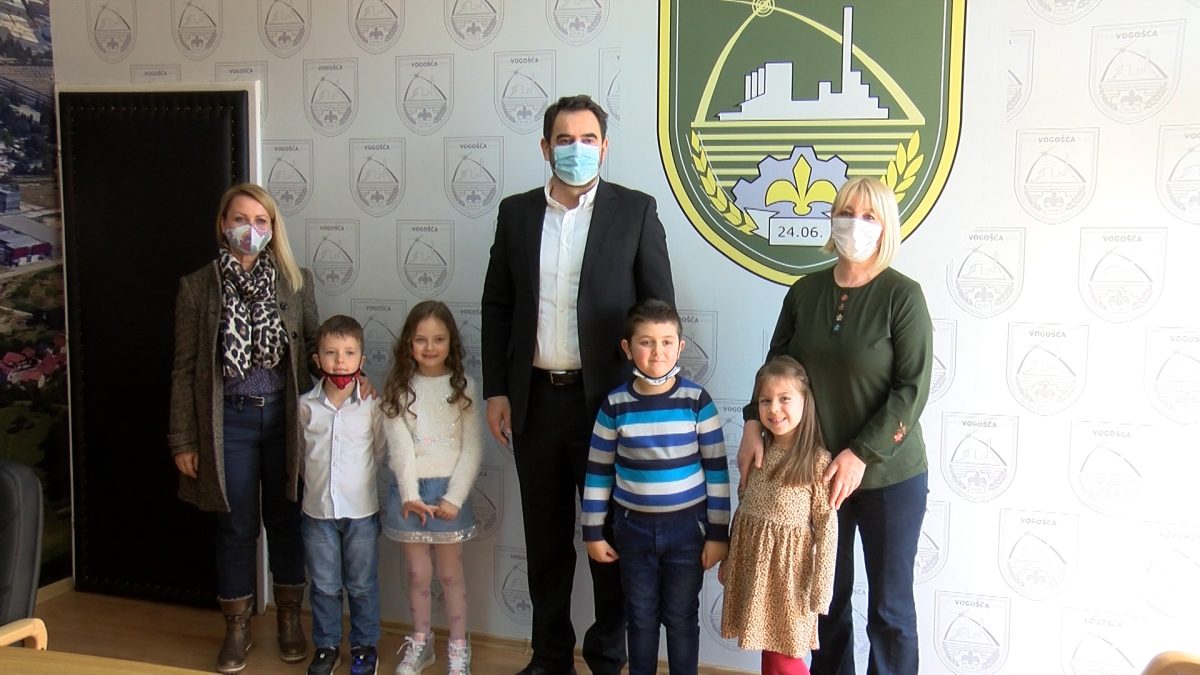 OPĆINU VOGOŠĆA POSJETILA DJECA IZ VRTIĆA „TREŠNJICA“