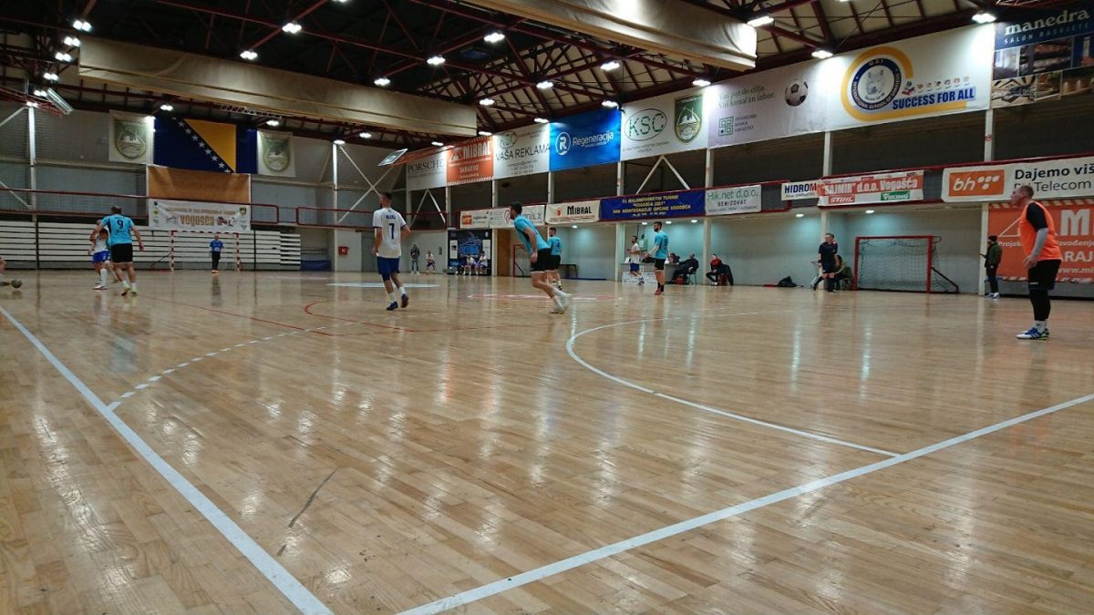 SAJMIR TIHOVIĆI I ORAHOV BRIJEG FINALISTI MALONOGOMETNOG TURNIRA „VOGOŠĆA 2021“