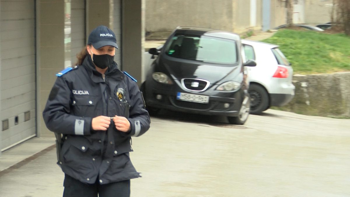 NA ULICAMA POJAČANO PRISUSTVO POLICIJSKIH SLUŽBENIKA