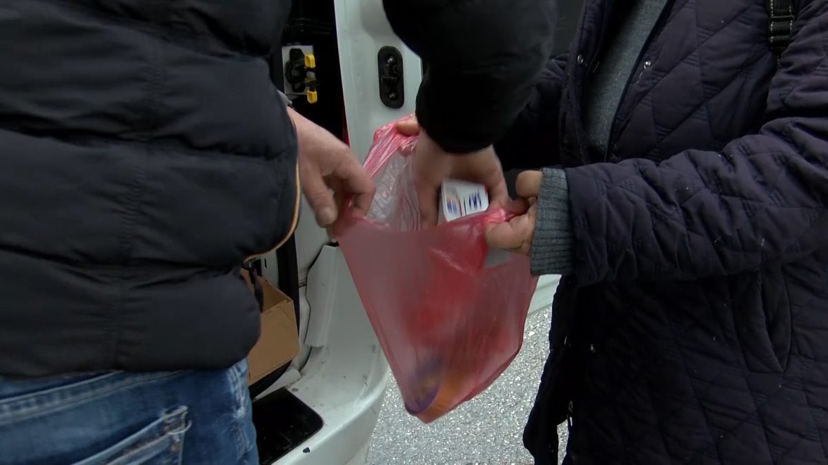 POMOĆI DRUGIMA DUBOKO UKORIJENJENA NAVIKA NAŠIH LJUDI