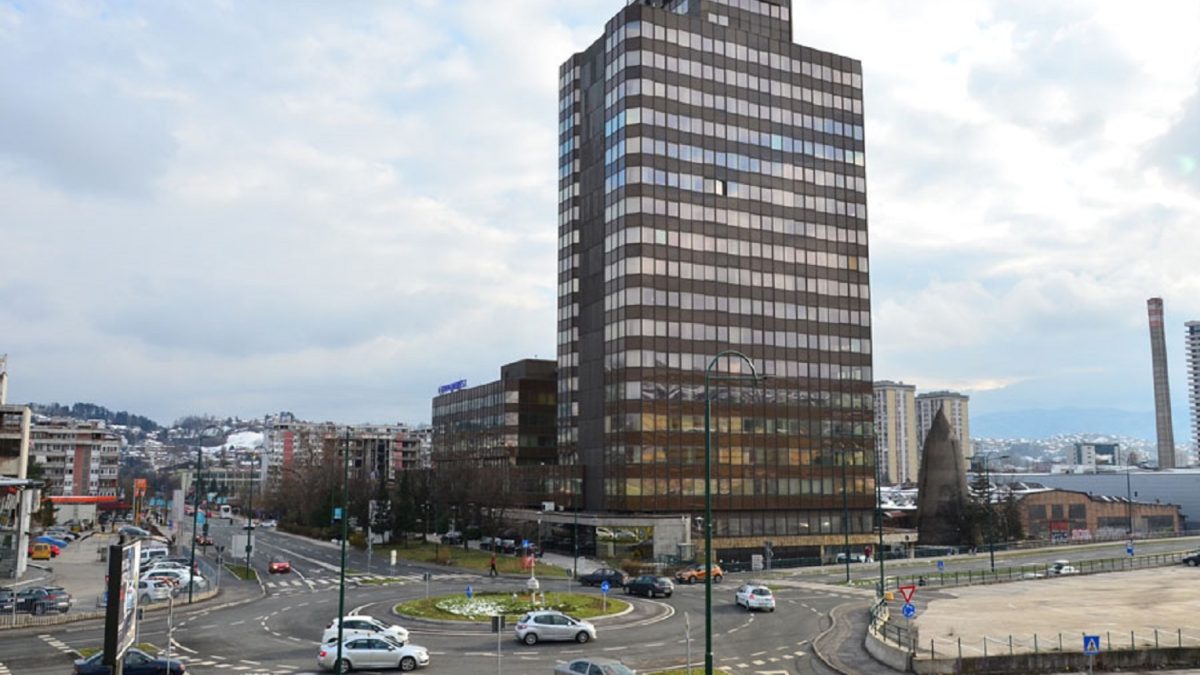 VLADA FBIH: U CIJELOJ FEDERACIJI OGRANIČENO KRETANJE OD 9 SATI NAVEČE DO 5 SATI UJUTRU