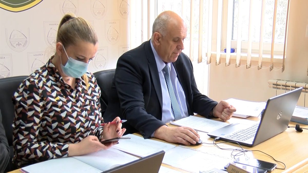 SUTRA 4. REDOVNA SJEDNICA OPĆINSKOG VIJEĆA VOGOŠĆA