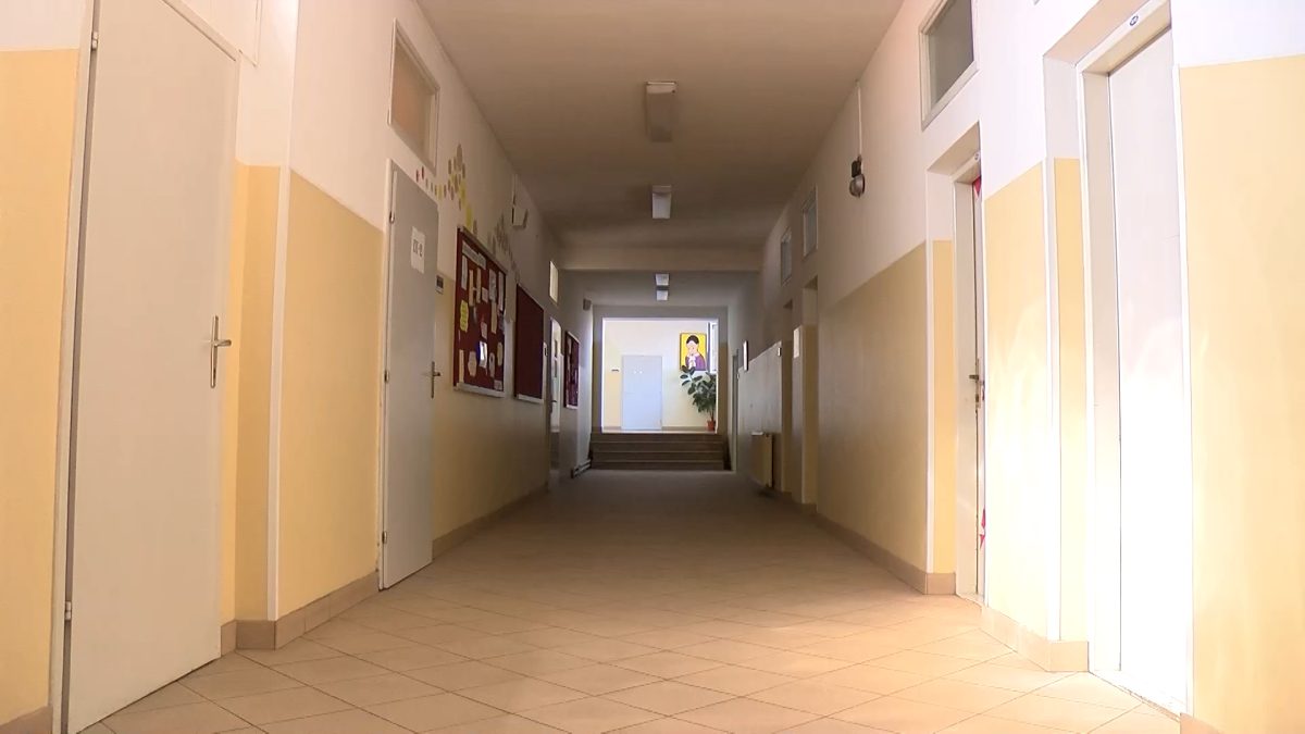 NOVA ŠKOLSKA GODINA: U OŠ „ZAJKO DELIĆ“ OČEKUJU VEĆI BROJ PRVAČIĆA