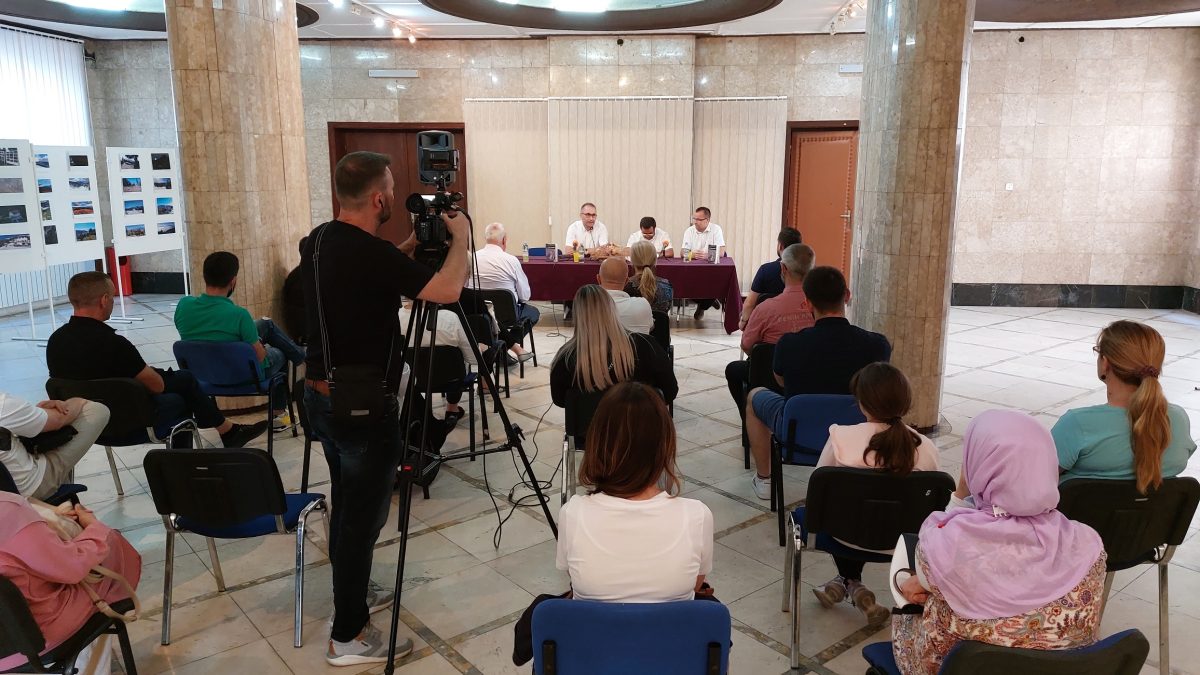 VOGOŠĆANSKI PREPOROD ORGANIZOVAO PROMOCIJU KNJIGE „JA, HAŠKI SVJEDOK“ AUTORA NEDŽADA I AMELA AVDIĆ