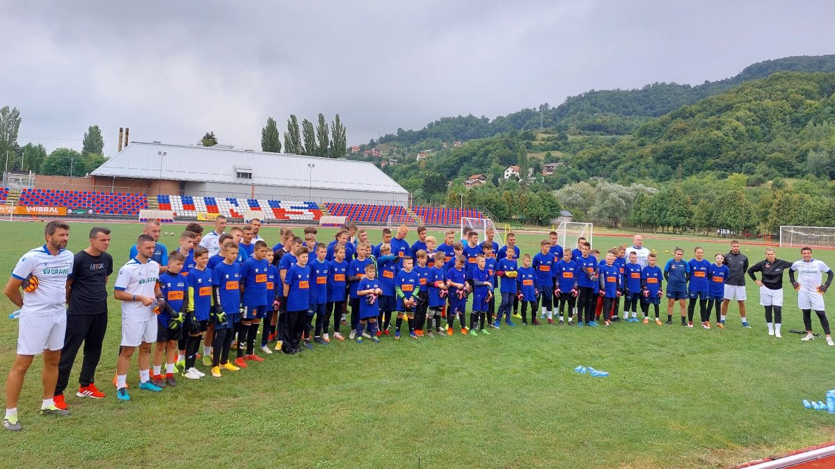 NA STADIONU “HAKIJA MRŠO” U VOGOŠĆI ODRŽAN GOLMANSKI KAMP AKADEMIJE “ASMIR BEGOVIĆ”