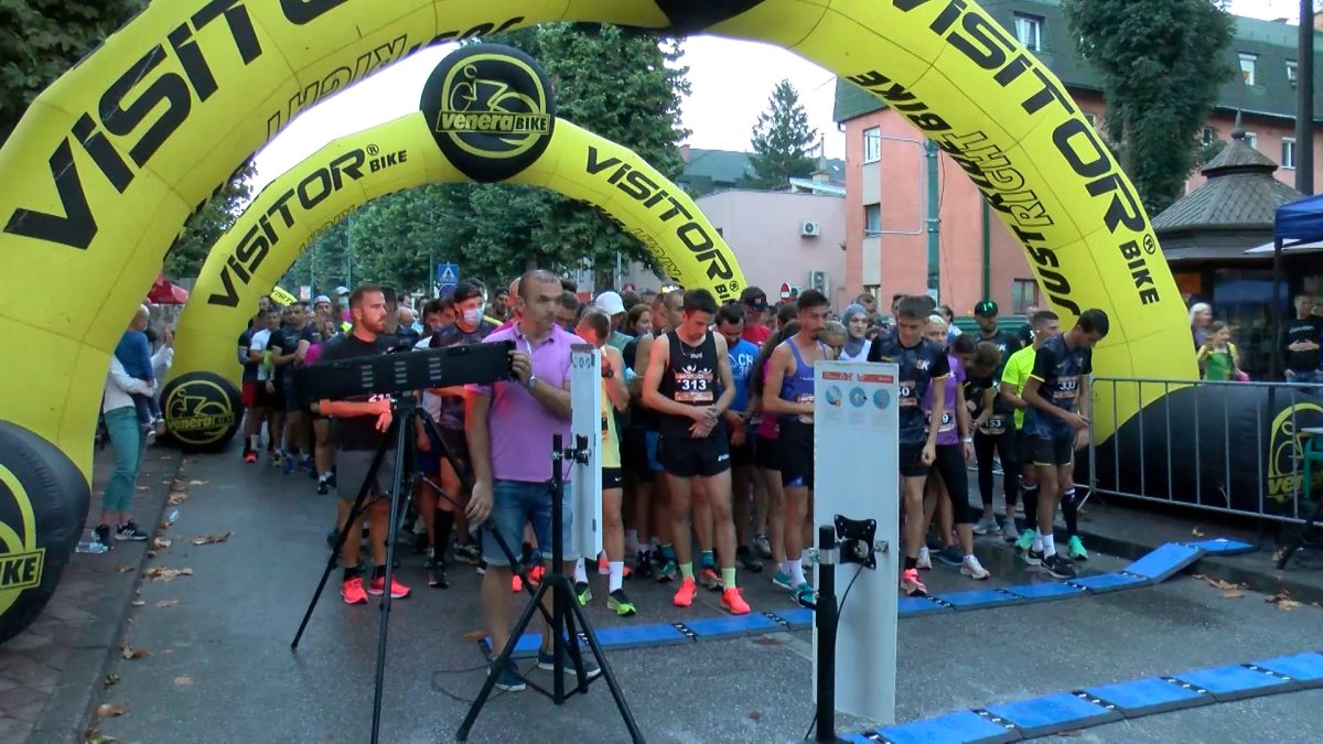 ODRŽANO ČETVRTO IZDANJE  ULIČNE UTRKE „VOGOŠĆA 5K“