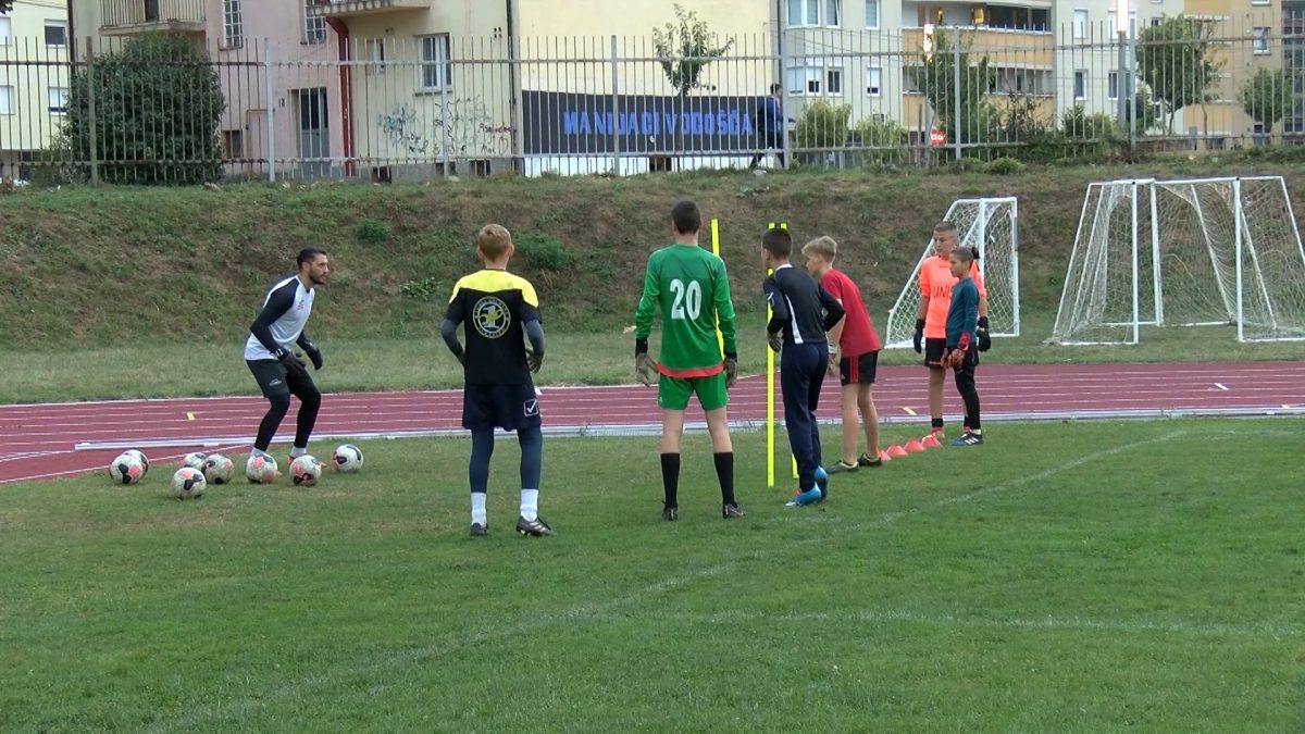 POLAZNICI AKADEMIJE “ASMIR BEGOVIĆ” REDOVNO TRENIRAJU NA STADIONU “HAKIJA MRŠO”