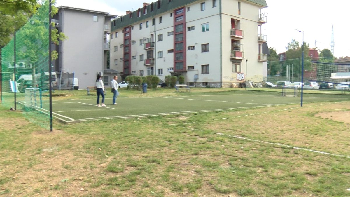 U TOKU POPRAVKA I SANACIJA OSAM DJEČIJIH I SPORTSKIH IGRALIŠTA U VOGOŠĆI