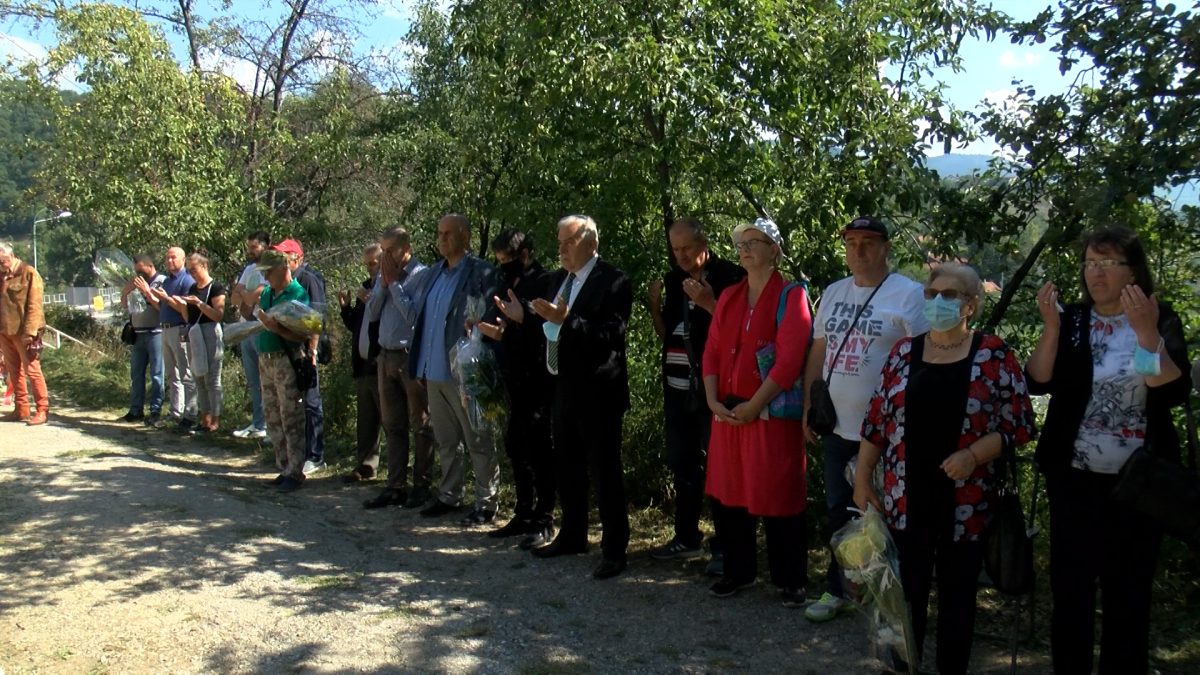 OBILJEŽENA 80. GODIŠNJICA STRADANJA CIVILA KRIVOGLAVACA