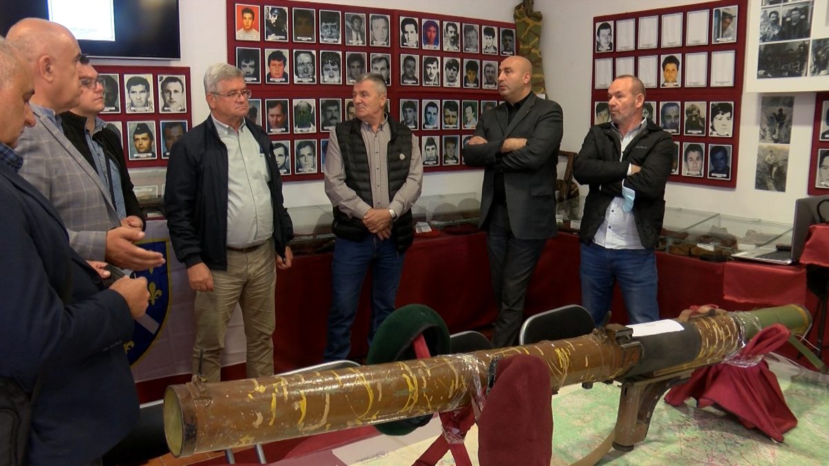 U SPOMEN SOBI ŠEHIDIMA I POGINULIM BORCIMA U VOGOŠĆI NJEGUJE SE KULTURA SJEĆANJA