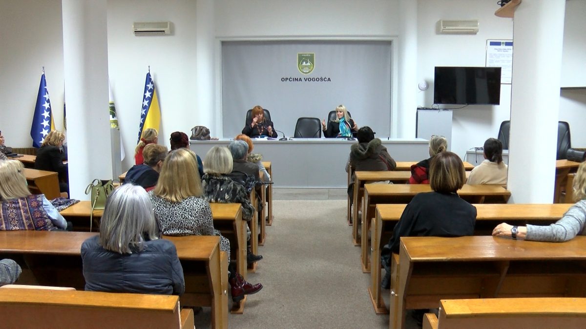 ČLANICE UDRUŽENJA „KORAK VIŠE“ ORGANIZOVALE TRIBINU POVODOM OBILJEŽAVANJA  DANA MENTALNOG ZDRAVLJA