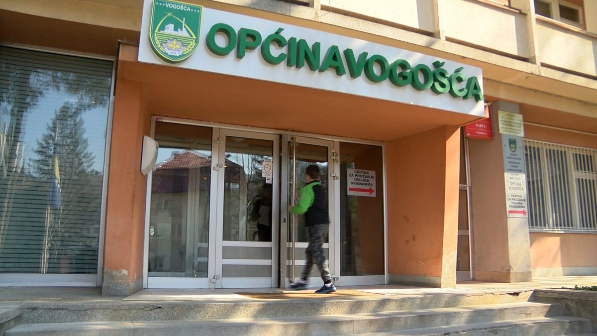 BIRAČKA MJESTA ZA IZBORE ZA ČLANOVE SAVJETA MJESNIH ZAJEDNICA NA PODRUČJU OPĆINE VOGOŠĆA
