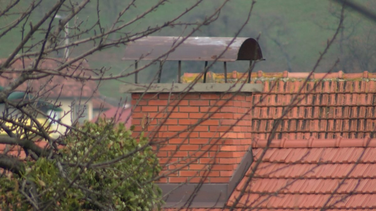 U ZIMSKIM MJESECIMA NAJČEŠĆI UZROCI POŽARA SU NEOČIŠĆENI DIMNJACI