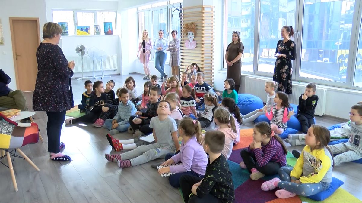 TETA KNJIGOLINA U POSJETI CENTRU „TETA PRIČALICA“