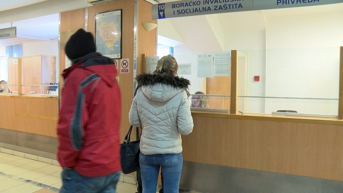 SVE PORODICE U KANTONU SARAJEVO, KOJE IMAJU TROJE ILI VIŠE DJECE MOGU OSTVARITI PRAVO NA UVEĆANI DJEČIJI DODATAK