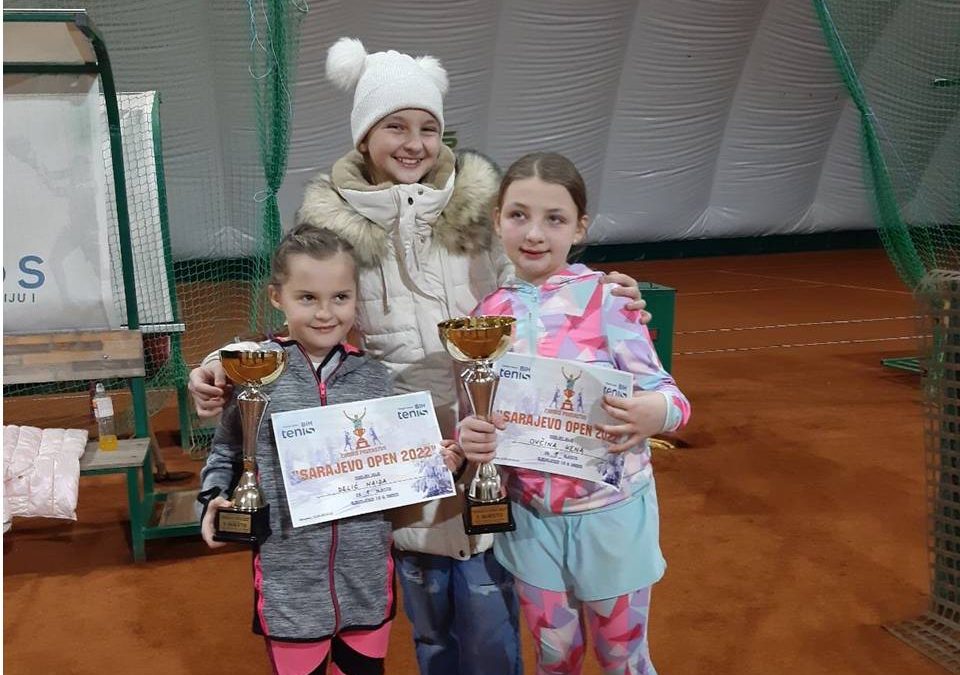 NA ZIMSKOM PRVENSTVU BILE SU USPJEŠNE MLADE ČLANICE GABELJIĆ TENISKE AKADEMIJE