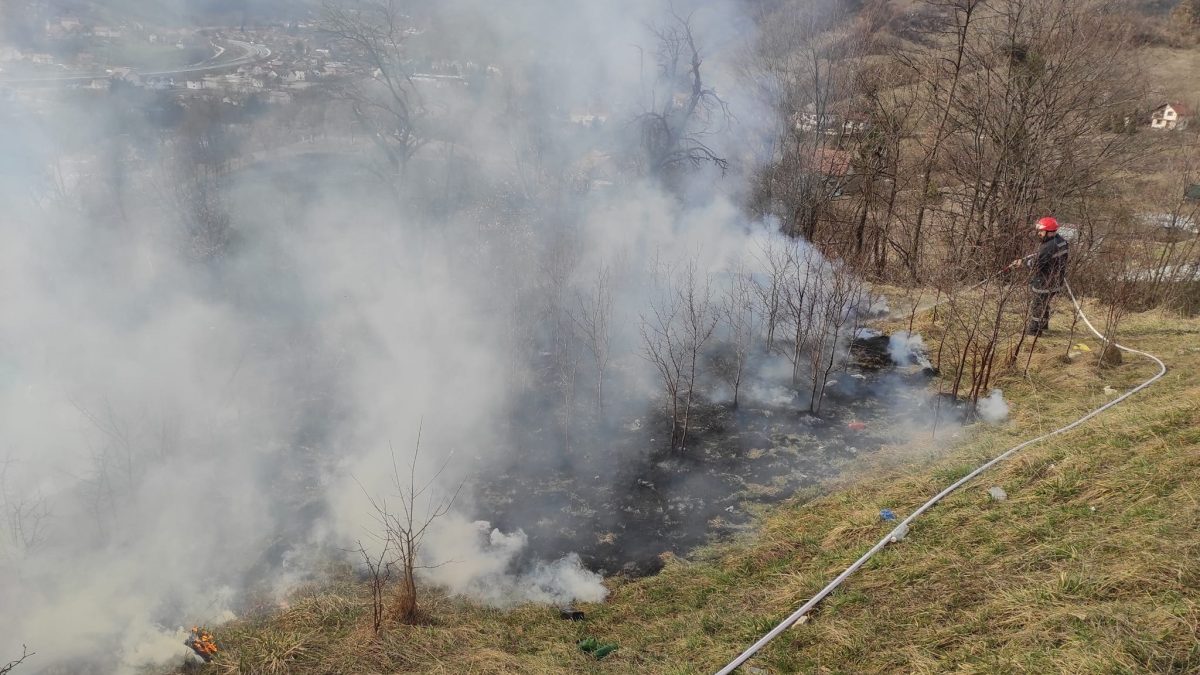 U SLUČAJU POŽARA POZOVITE 123!