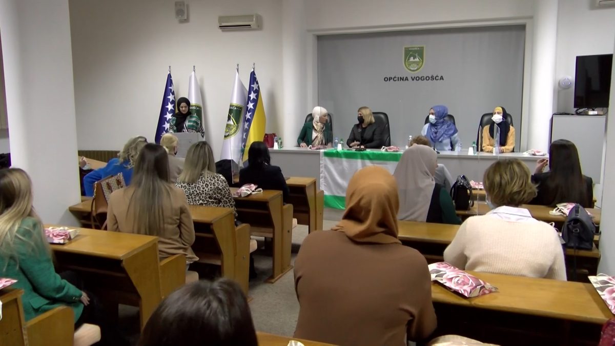 U VOGOŠĆI JE ODRŽANA TRIBINA „MOJ HIDŽAB“