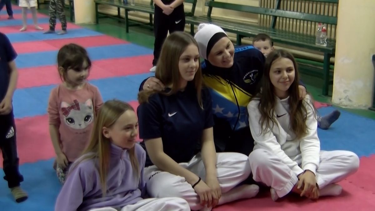 ČLANICE TAEKWONDO KLUBA „VICTORY“ PUTUJU NA INTERNACIONALNI TURNIR U ŠVEDSKU