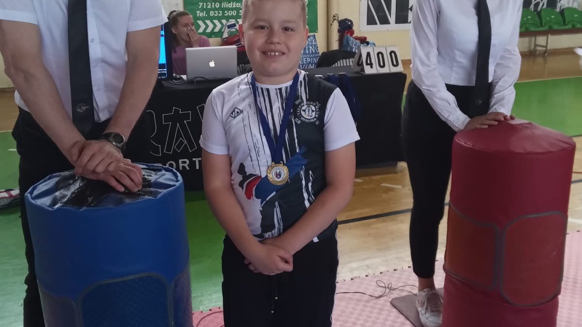 ČLANOVI TAEKWONDO KLUBA VOGOŠĆA USPJEŠNI NA PRVENSTVU KANTONA SARAJEVO