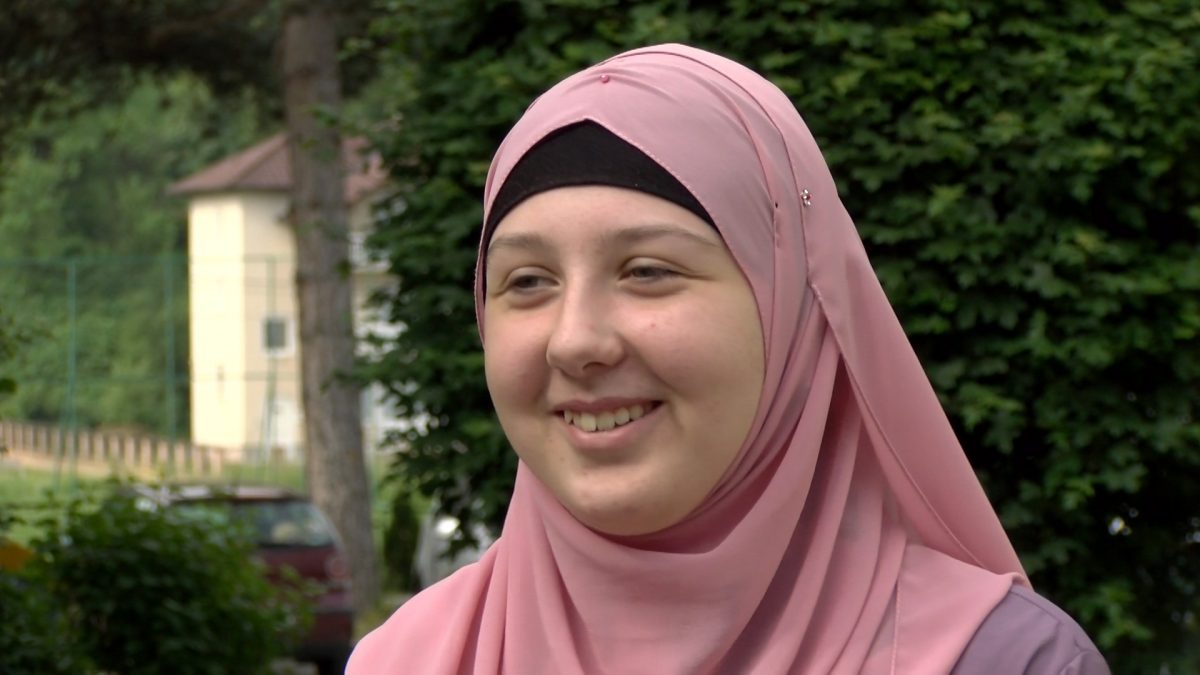 NUDŽEJMA KOVAČEVIĆ OSVOJILA DRUGO MJESTO NA KANTONALNOM TAKMIČENJU IZ TURSKOG JEZIKA
