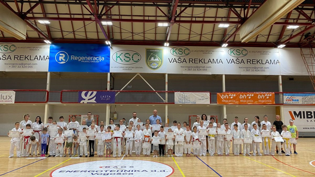 POLAGANJE ZA UČENIČKA ZVANJA U KARATE KLUBU SAMBON