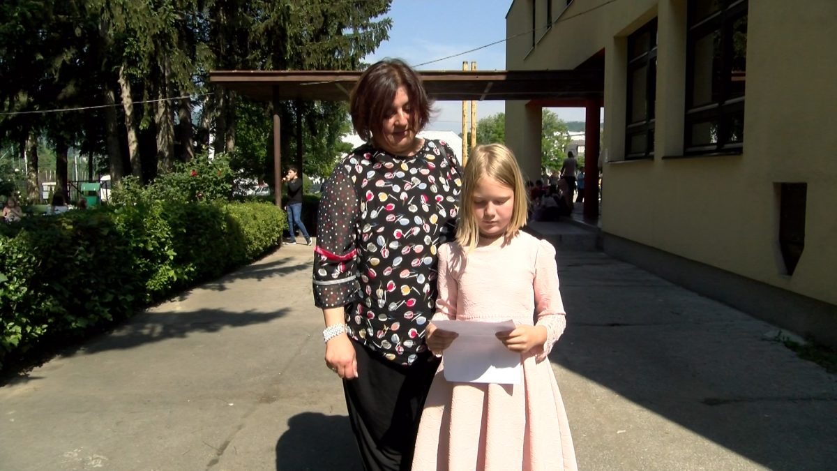 NAIDA SEMIĆ  OSVOJILA DRUGO MJESTO NA KANTONALNOM TAKMIČENJU  IZ BOSANSKOG JEZIKA I KNJIŽEVNOSTI