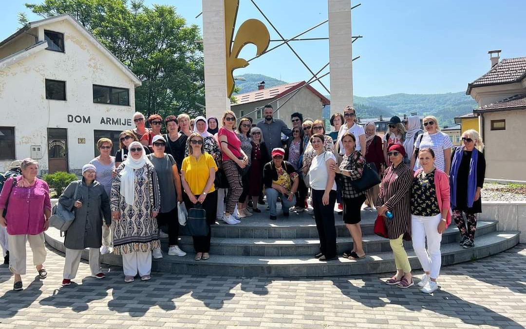 ČLANICE UDRUŽENJA “SAHAN” I “ŽENE BORCI 92 – 95” POSJETILE GORAŽDE I FOČU