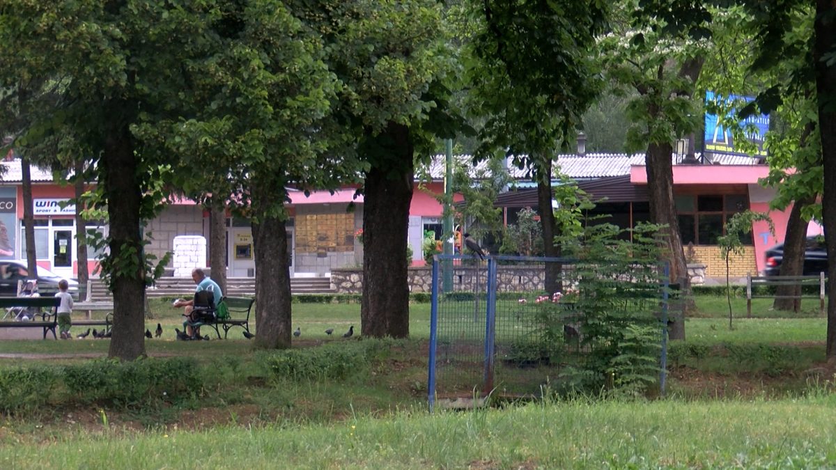 UŽIVAJU LI VOGOŠĆANI U VRELIM LJETNIM DANIMA ILI OSVJEŽENJU KOJE JE STIGLO?