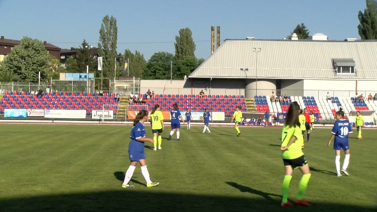 ODIGRANA PRIJATELJSKA UTAKMICA ŽENSKIH NOGOMETNIH TIMOVA „VOGOŠĆA“ I „LJUBIĆ“  PRNJAVOR