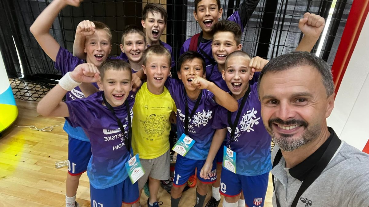 DJEČACI FK UNIS ZAUZELI TREĆE MJESTO NA SPORTSKIM IGRAMA MLADIH