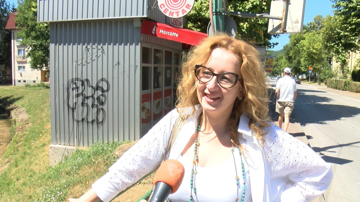 ANKETA: IMAJU LI VOGOŠĆANI NAVIKU KAŠNJENJA?