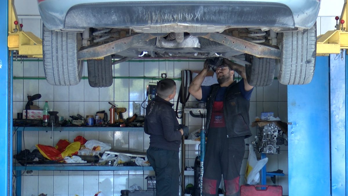 SAVJET VOZAČIMA: PRIJE POLASKA NA PUT PROVJERITE ISPRAVNOST VOZILA