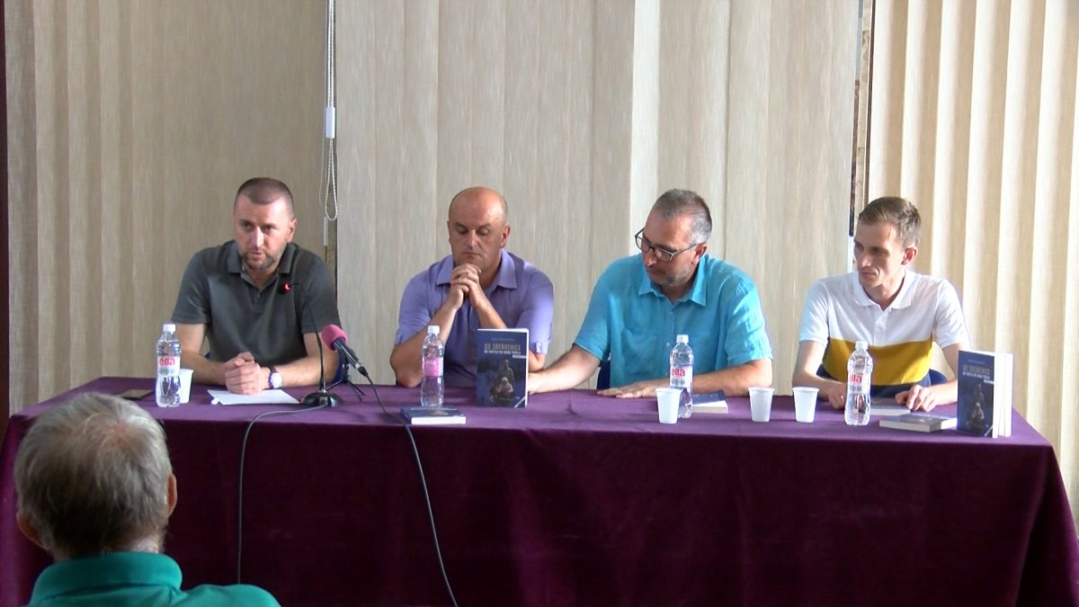 U VOGOŠĆI PROMOVISANA KNJIGA „OD SREBRENICE DO SVJETLA NA KRAJU TUNELA“