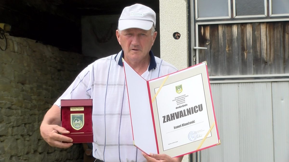 ISMET KLANČEVIĆ DOBITNIK ZAHVALNICE OPĆINE VOGOŠĆA