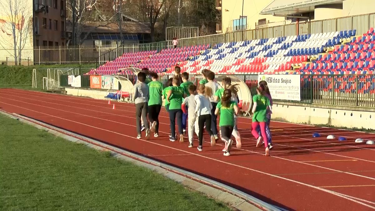 VOGOŠĆANSKI ATLETIČARI PAMTIT ĆE PROTEKLU GODINU PO SJAJNIM REZULTATIMA
