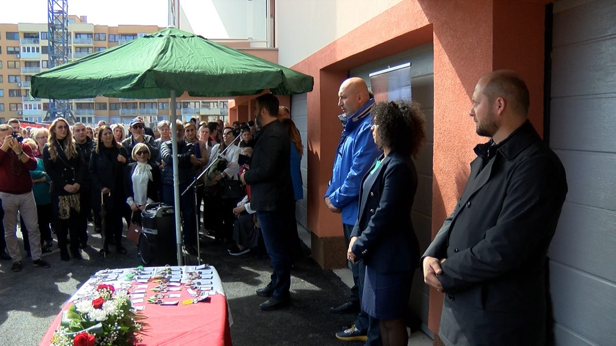 NASELJE ROSULJE: URUČENI KLJUČEVI STANOVA ZA 68 PRIPADNIKA BORAČKE POPULACIJE
