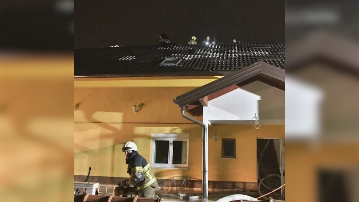 VIŠE VATROGASNIH EKIPA UGASILO POŽAR NA KOBILJOJ GLAVI