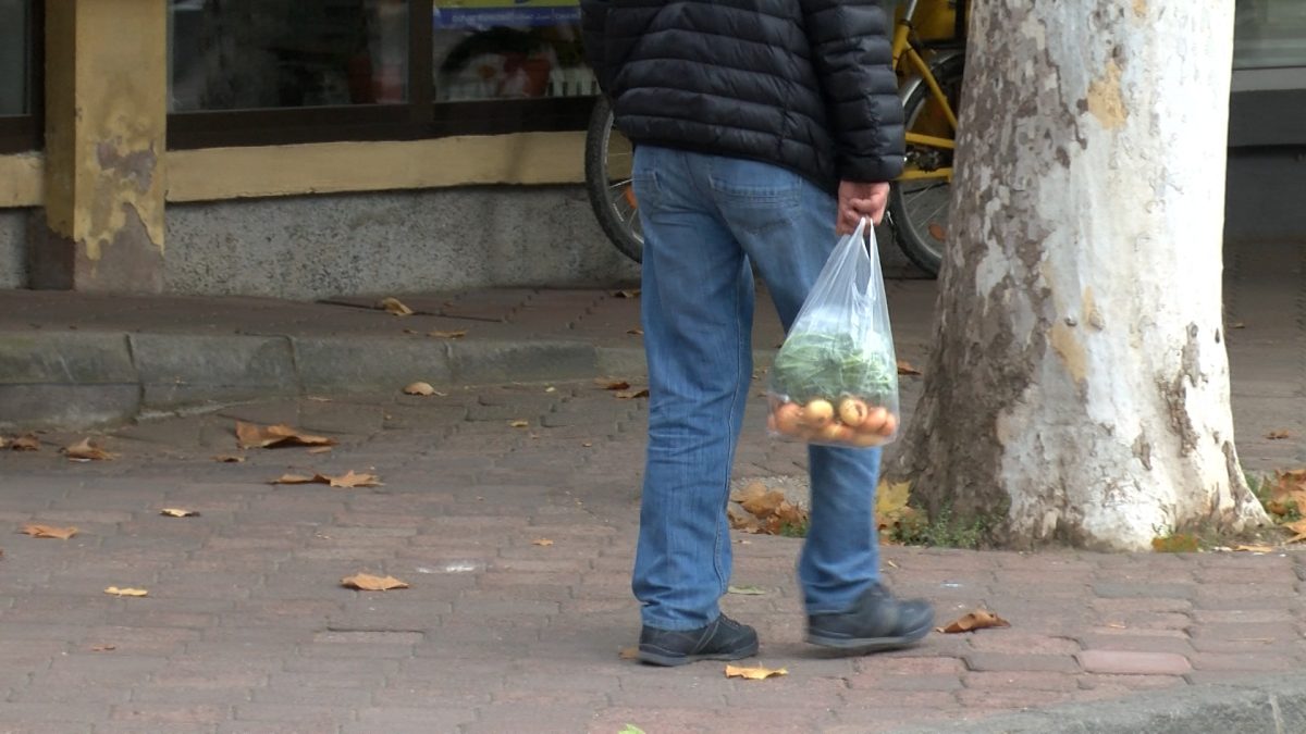 GRAĐANI SVE VIŠE ZABRINUTI ZBOG POVEĆANJA CIJENA OSNOVNIH ŽIVOTNIH NAMIRNICA