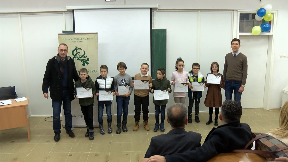 U ORGANIZACIJI BZK „PREPOROD“ VOGOŠĆA SVEČANO URUČENE NAGRADE ZA NAJBOLJE POLAZNIKE „ŠKOLE NAPREDNE MATEMATIKE“