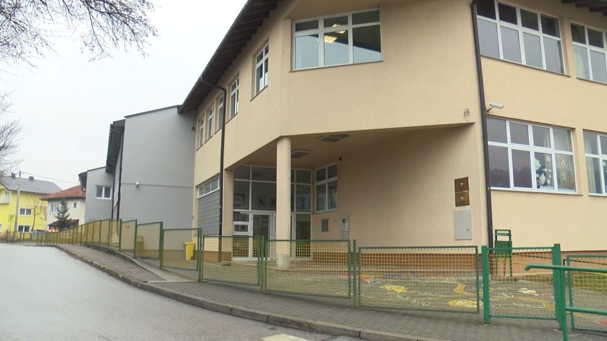 OD FEBRUARA AKTUELAN UPIS PRVAČIĆA U VOGOŠĆANSKE OSNOVNE ŠKOLE
