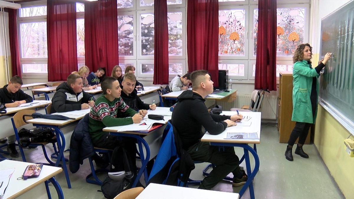 UČENICI OŠ “IZET ŠABIĆ” PRVO POLUGODIŠTE ZAVRŠILI SREDNJOM OCJENOM 4,57