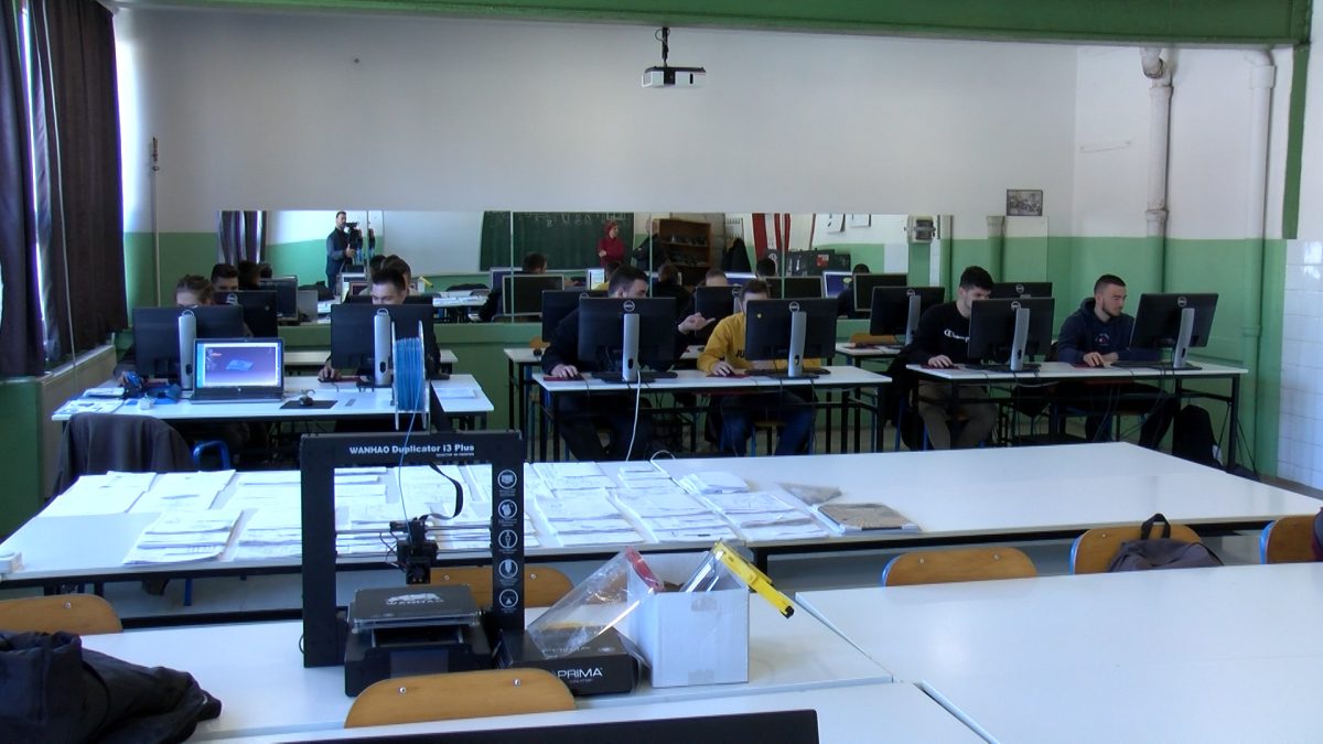 SŠC VOGOŠĆA: PREDSTAVLJAMO ZANIMANJE MAŠINSKI TEHNIČAR KONSTRUKTOR NA RAČUNARU