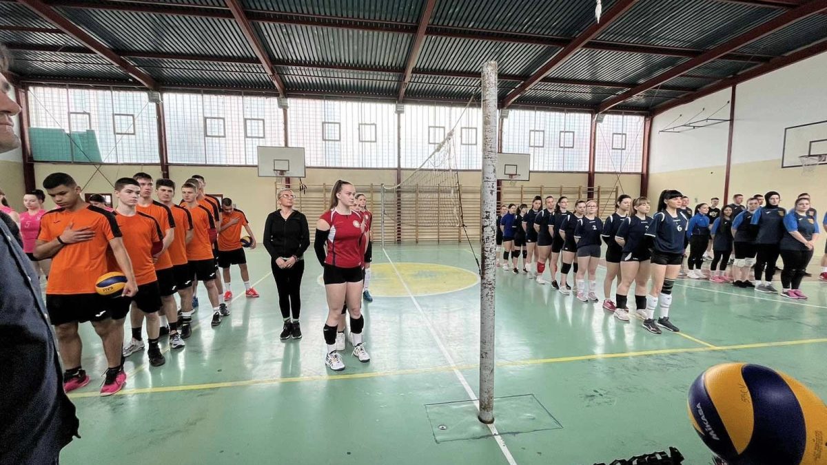 U POVODU DANA NEZAVISNOSTI BIH U SREDNJOŠKOLSKOM CENTRU VOGOŠĆA ORGANIZOVAN ODBOJKAŠKI TURNIR