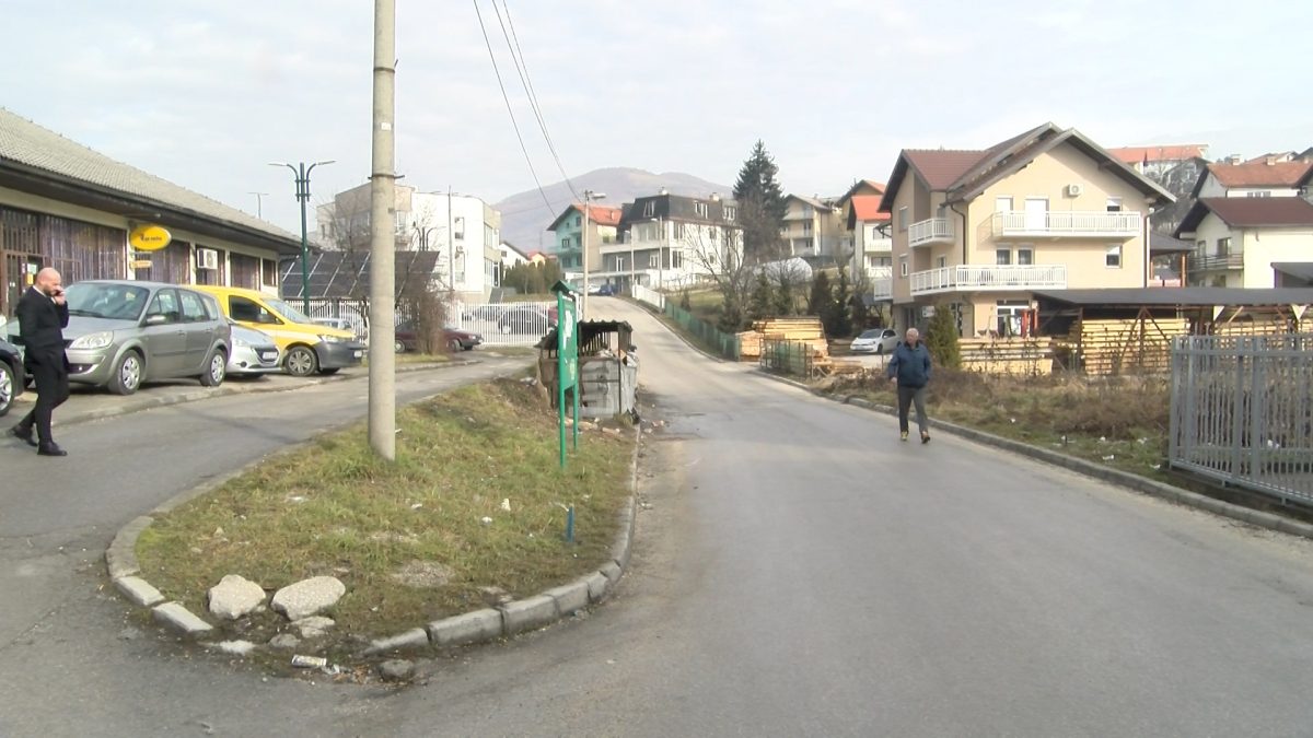 U NASELJU DONJI HOTONJ POČINJU RADOVI NA IZGRADNJI VODOVODNE I KANALIZACIONE MREŽE