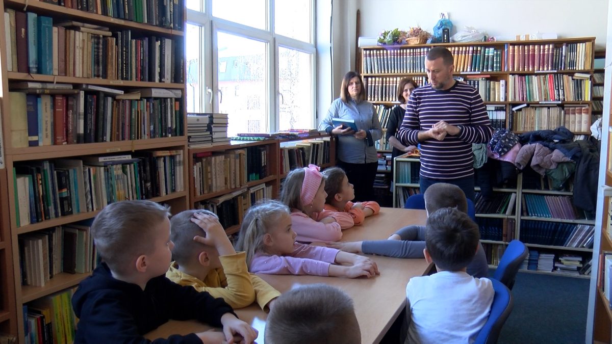 MALIŠANI IZ VOGOLINA POSJETILI BIBLIOTEKU