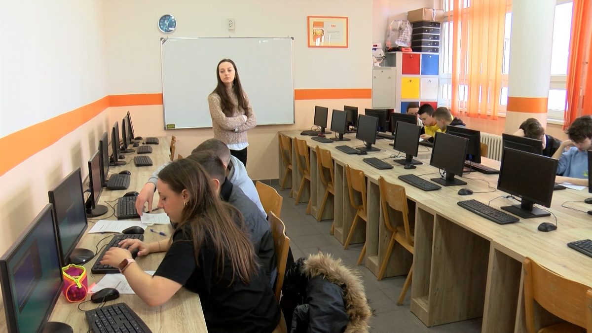 UČENICI OŠ “IZET ŠABIĆ” NAJBOLJI NA OPĆINSKOM TAKMIČENJU IZ INFORMATIKE