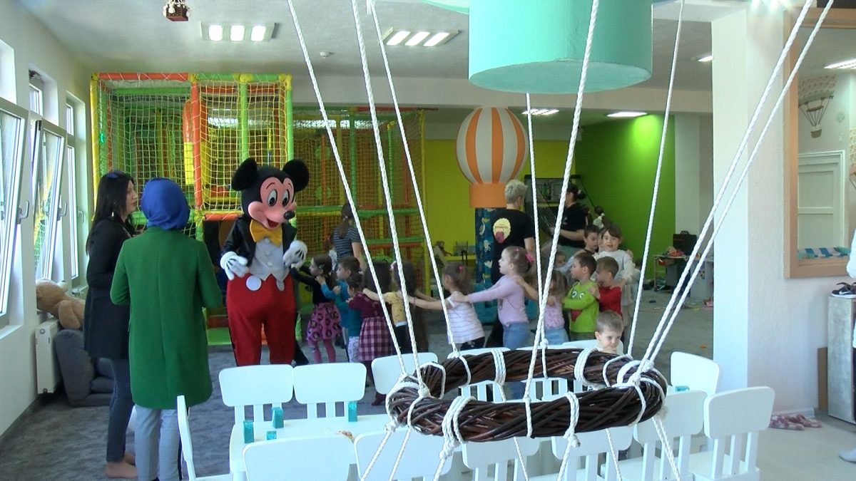 U VOGOŠĆI OTVORENA  IGRAONICA “MAGIC KIDS”