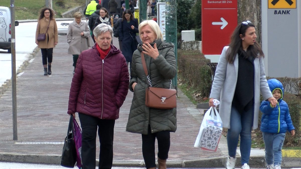 ŠTA VOGOŠĆANSKI PENZIONERI KAŽU O NAJAVLJENOM POVEĆANJU PENZIJA?