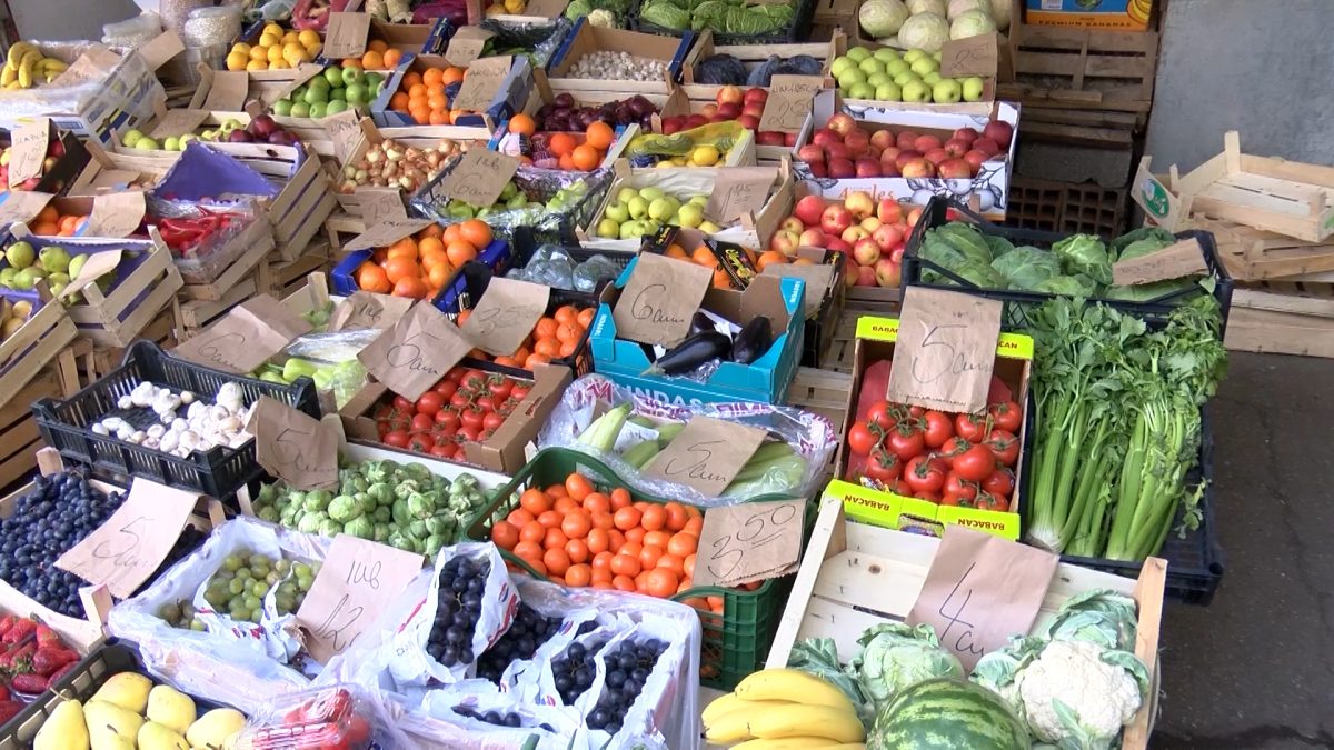 PREDRAMAZANSKA  KUPOVINA VOĆA I POVRĆA NA VOGOŠĆANSKOJ PIJACI I TRŽNICI